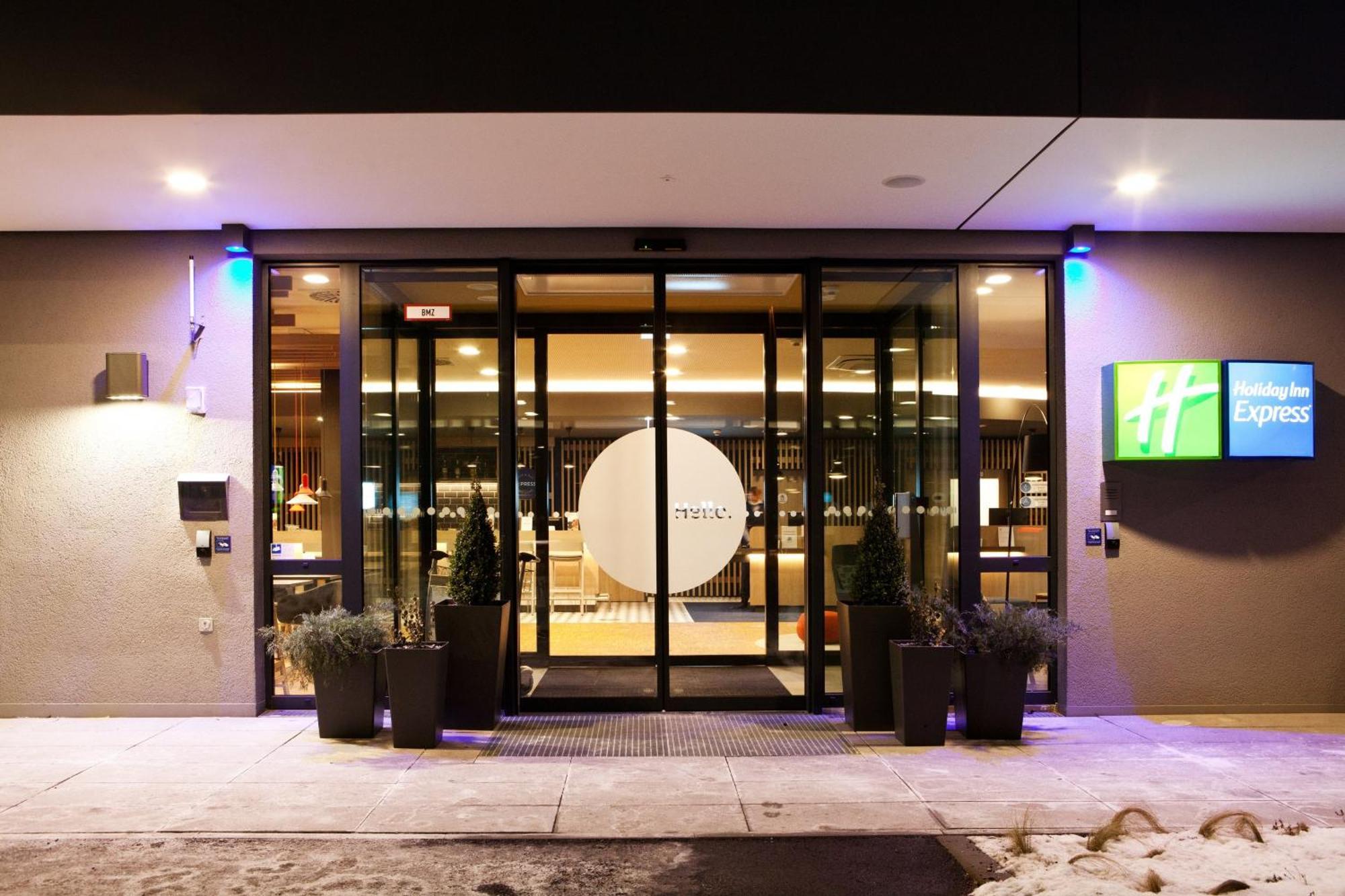 Holiday Inn Express Munich - Olympiapark By Ihg Exterior foto