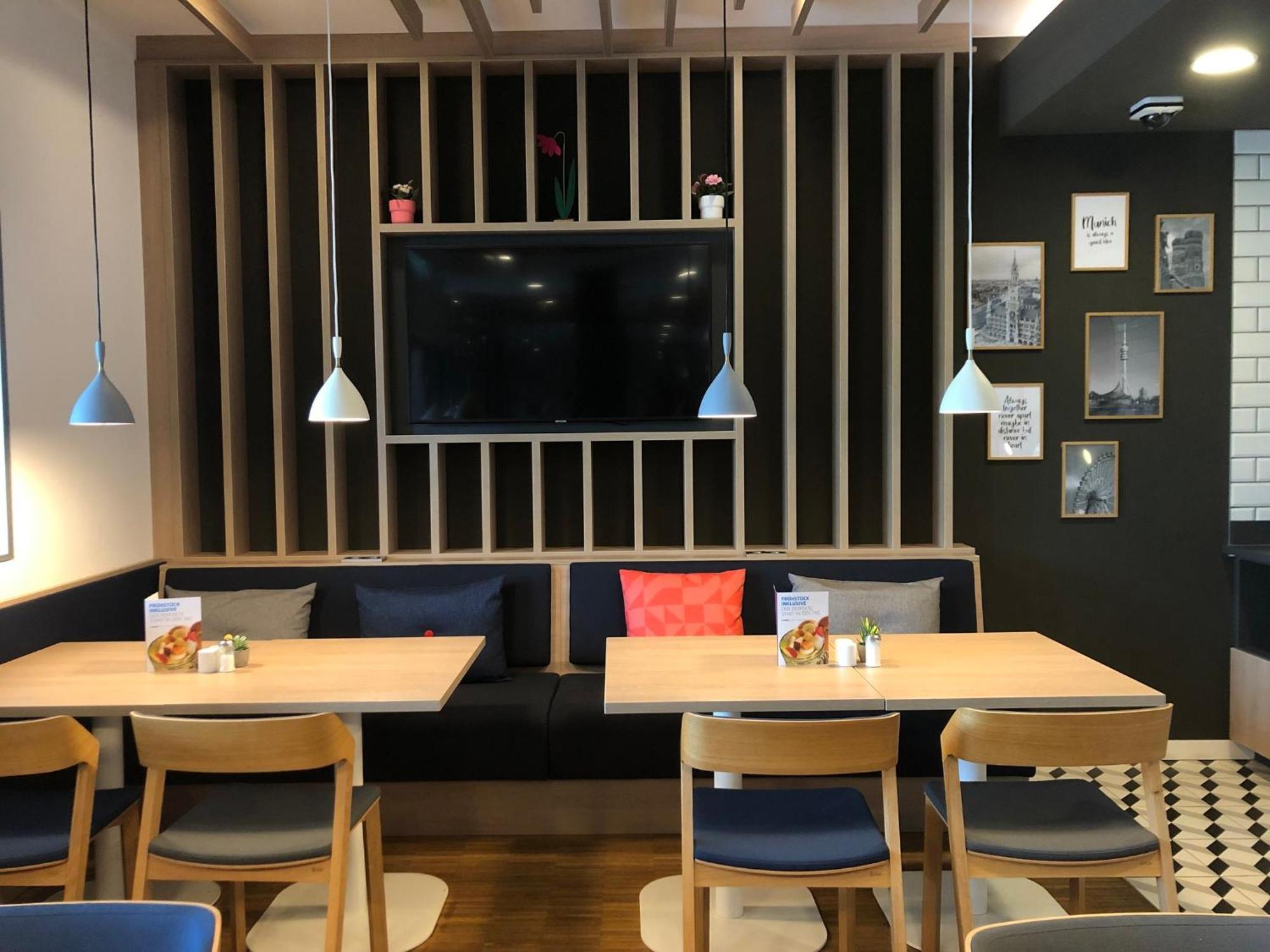 Holiday Inn Express Munich - Olympiapark By Ihg Exterior foto